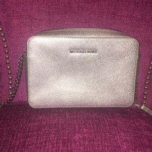 Michael Kors Jet Set Crossbody ✨